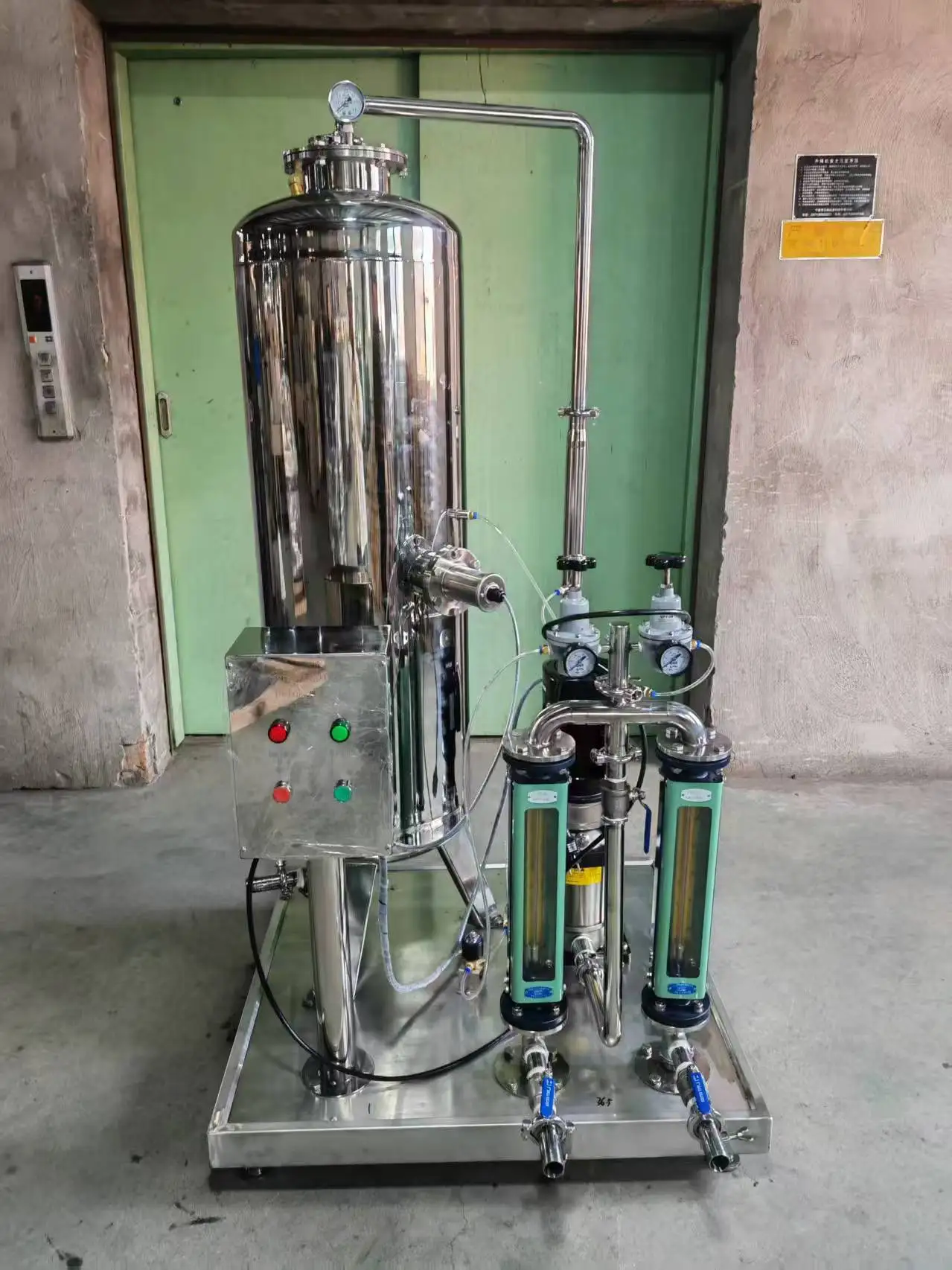 Large-Scale Stainless Steel Electric Automatic Soda Water Mixing Equipment For Household Use With Stand