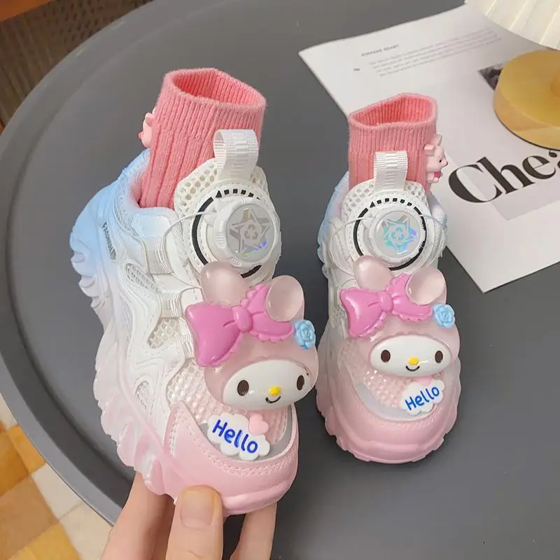 Anime sanhos My Melody Cinnamoroll Kids Mesh Sneakers Kawaii Luminous Daddy Shoes Girls Outdoor Running Shoes sandali da spiaggia nuovo