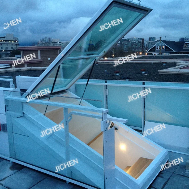 

Умные алюминиевые световые люки HS автоматически регулируют освещение и температуру для создания идеального микроклимата и освещения в помещении.