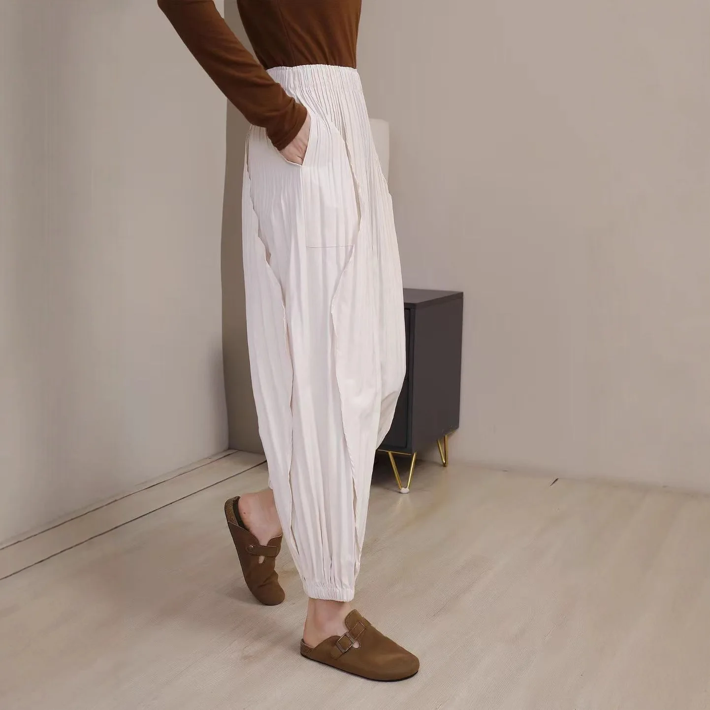 

Miyake Fold 2025 Pants, Children's Loose and Simple Harun Pants, Fashion Leg Tight Pants, Solid Color Versatile Casual Pants