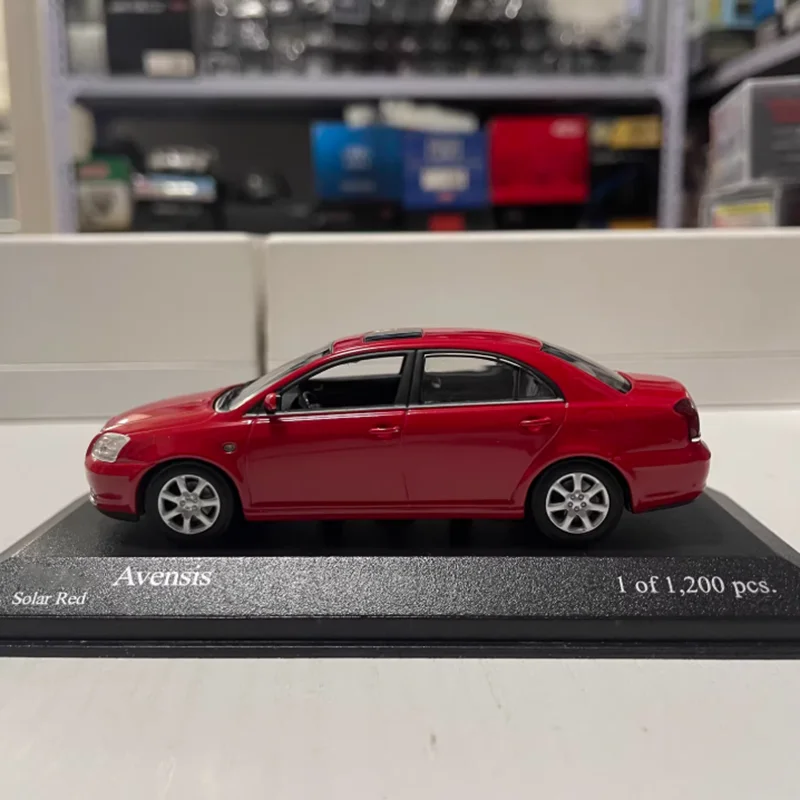 Minichamps Diecast Scala 1:43 Avensis 2002 Berlina Lega di Simulazione Modello di Auto Collezione Ornamenti Display Statico Regalo di Festa