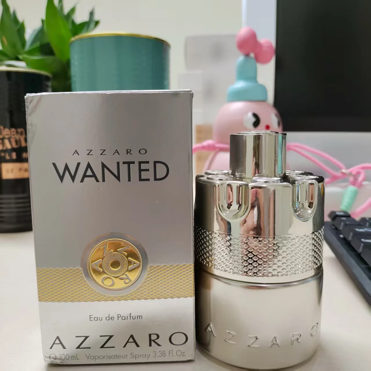 Azzaro Wanted Eau de Parfum - كولونيا رجالية مُنشطة ومكثفة - عطر خشبي وعطري وحار