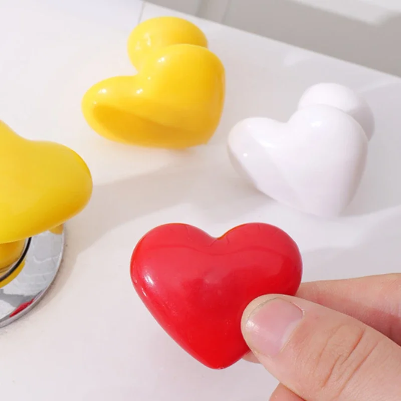 Fun Furniture, Practical Buttons, Extension Buttons, Bathroom Supplies, Heart-shaped Plastic Toilet Buttons