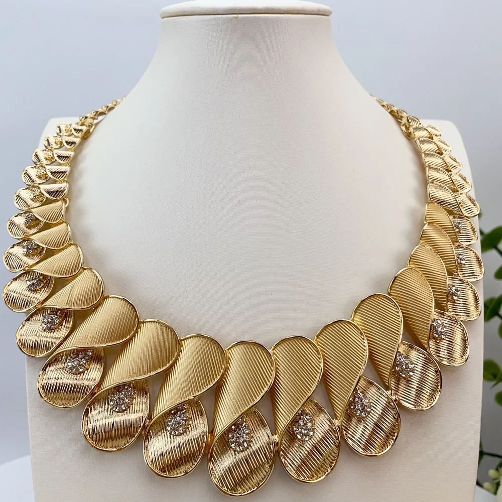 Thumbnail 2 - #54 Best Statement Jewelry Sets to Buy In 2026