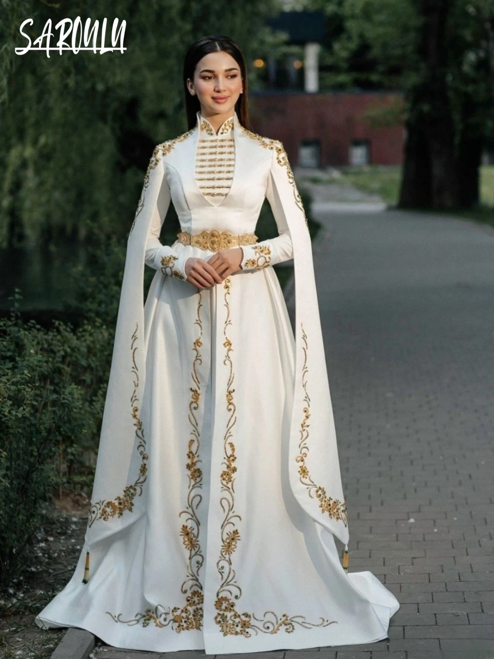 Muslim Luxury Satin Dress for Bride Graceful High Neck Wedding Customized Kaftan Golden Beaded A-line Gown Vestido De Novia