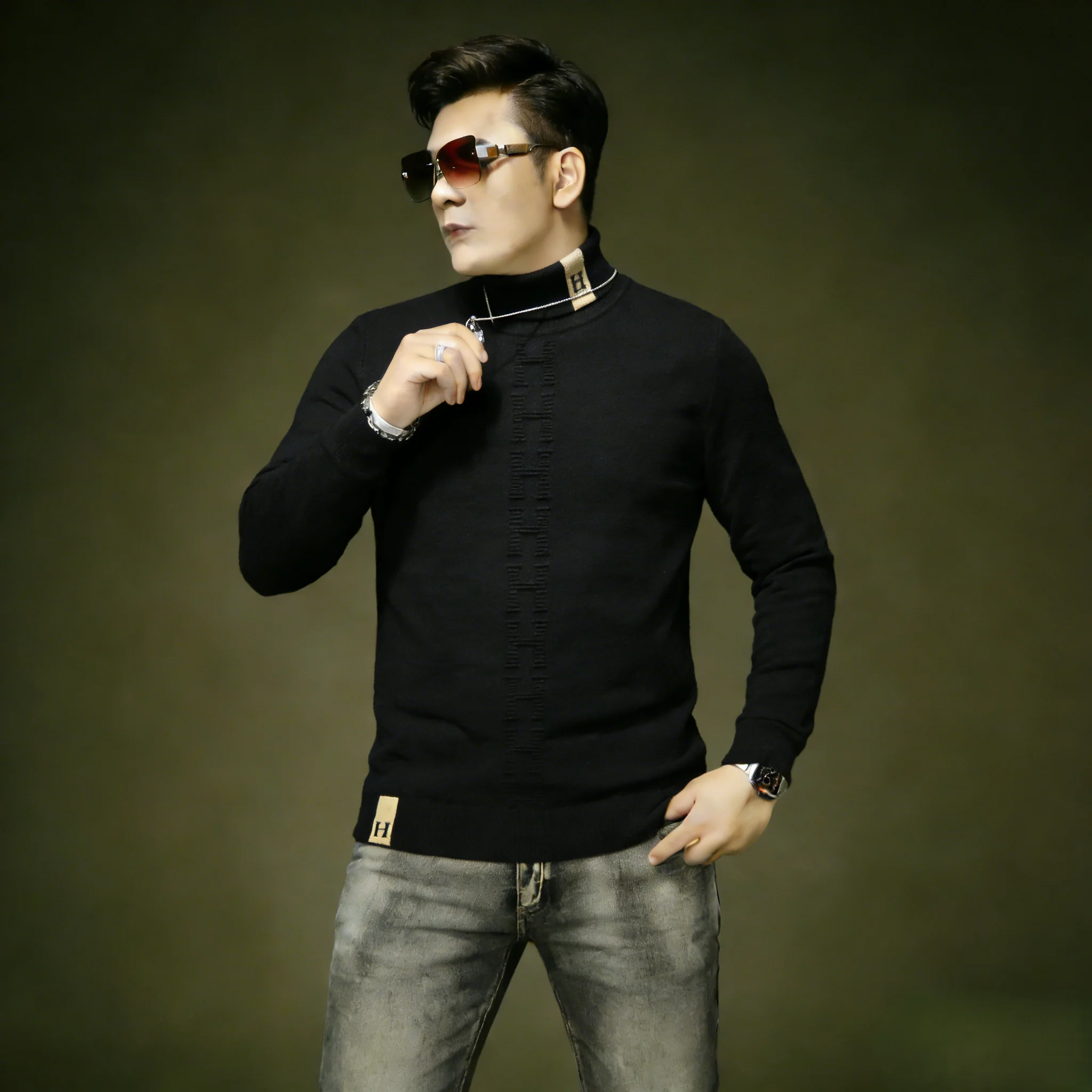 

Мужской утепленный шерстяной свитер с высоким воротником, зимний, термо, приталенный, черный, модный, городской, для активного образа жизни, молодежный