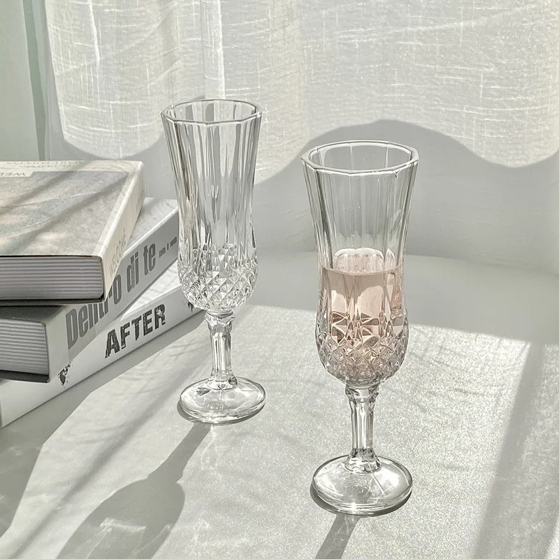 Diamond Pattern Lea… - image