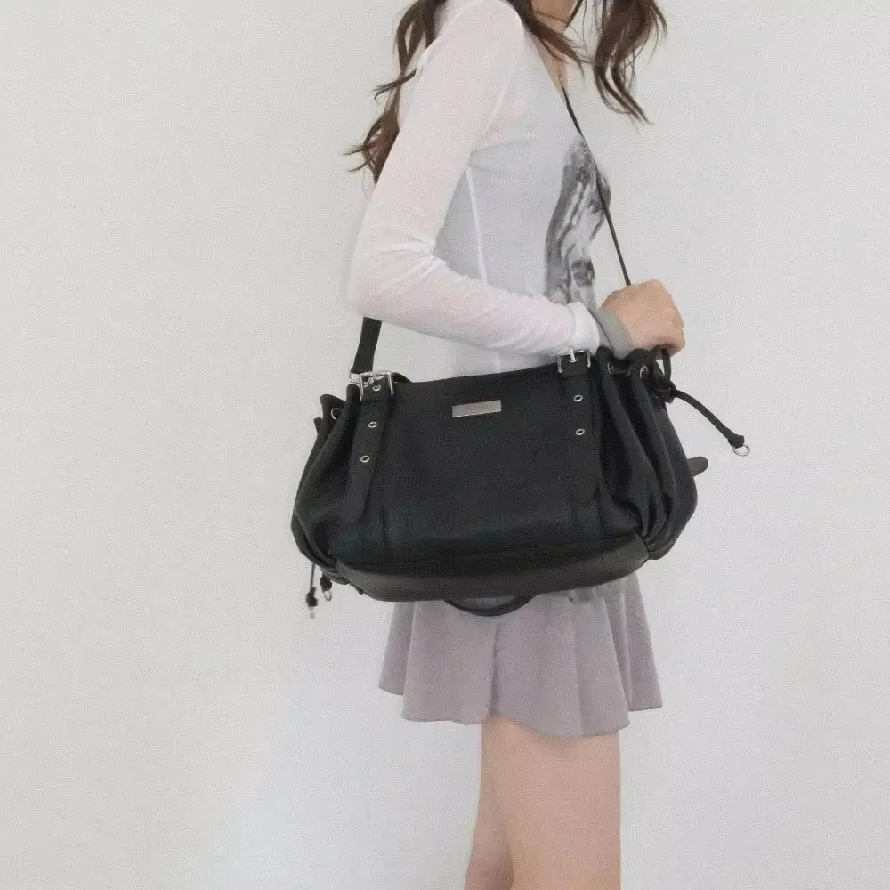 Straw Woven Bag for Women: Solid-Color Shoulder Bag for Beach Vacations Soft, Durable, and Spacious Tote Bag