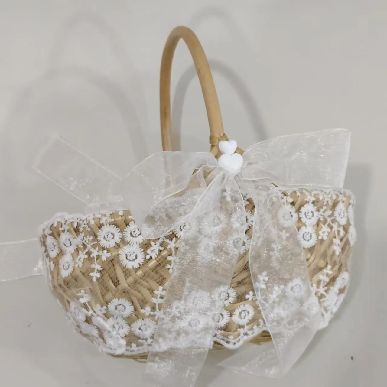 Western-style romantic flower girl bridesmaid wedding gift advanced basket practical birthday gift flower basket image 4