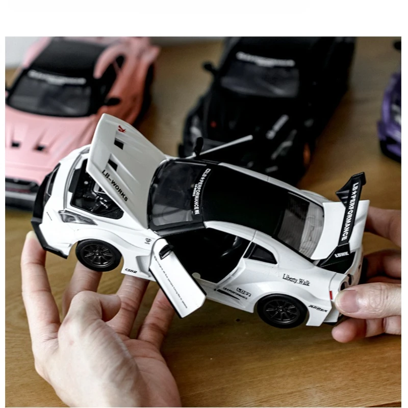 

1:24 GTR alloy model with pull back sound and light rear wheel suspension simulation sports car boy toy car model