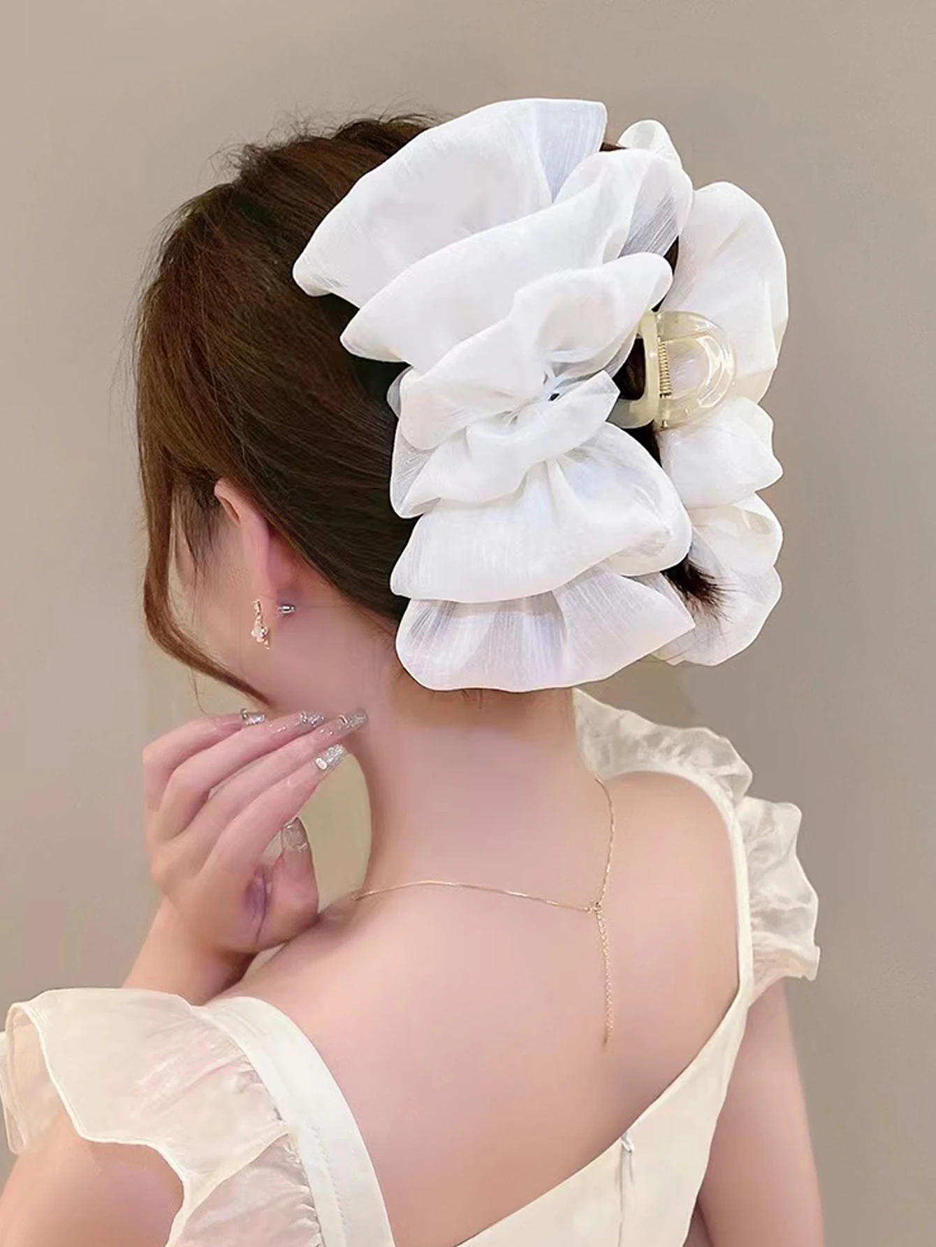 1PCS Fashion Grace Chiffon Lace Extra large Bow Hair Claws For Women Girls Party Ponytail Hair Claw Hair Accessories