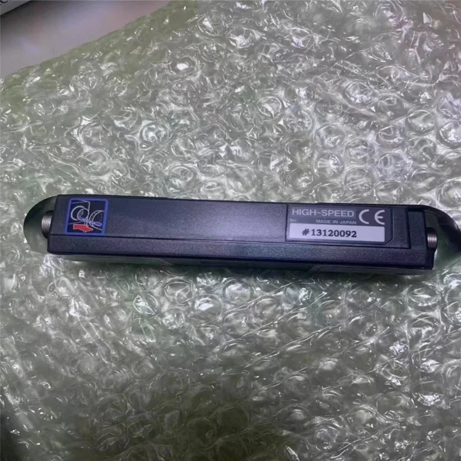 مضخم Keyence CA-CHX10U لكابلات تمديد نظام الرؤية البديهية