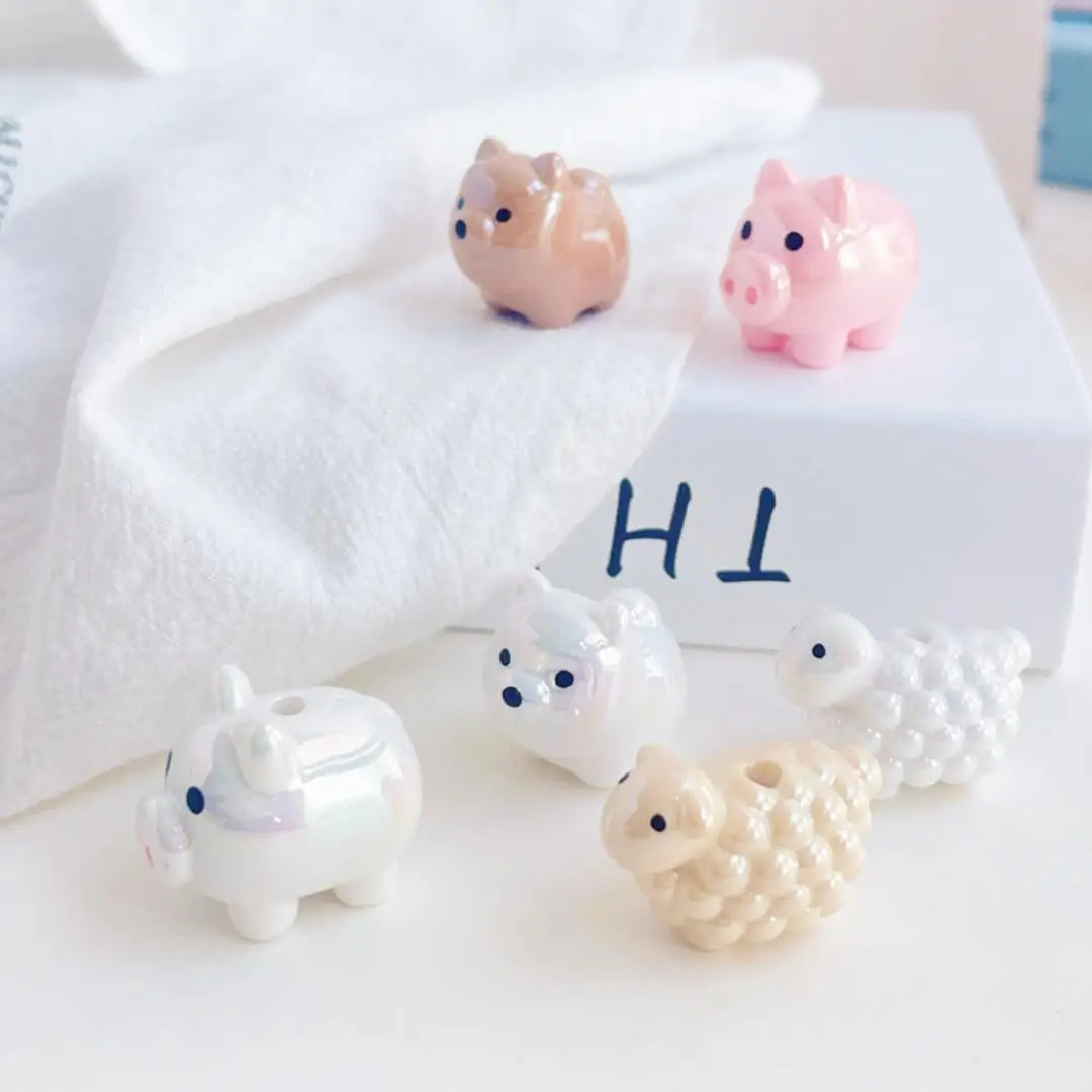 Sheep dog pink pig UV color plating three-dimensional cartoon animals straight hole loose beads hand-painted base embryo beading