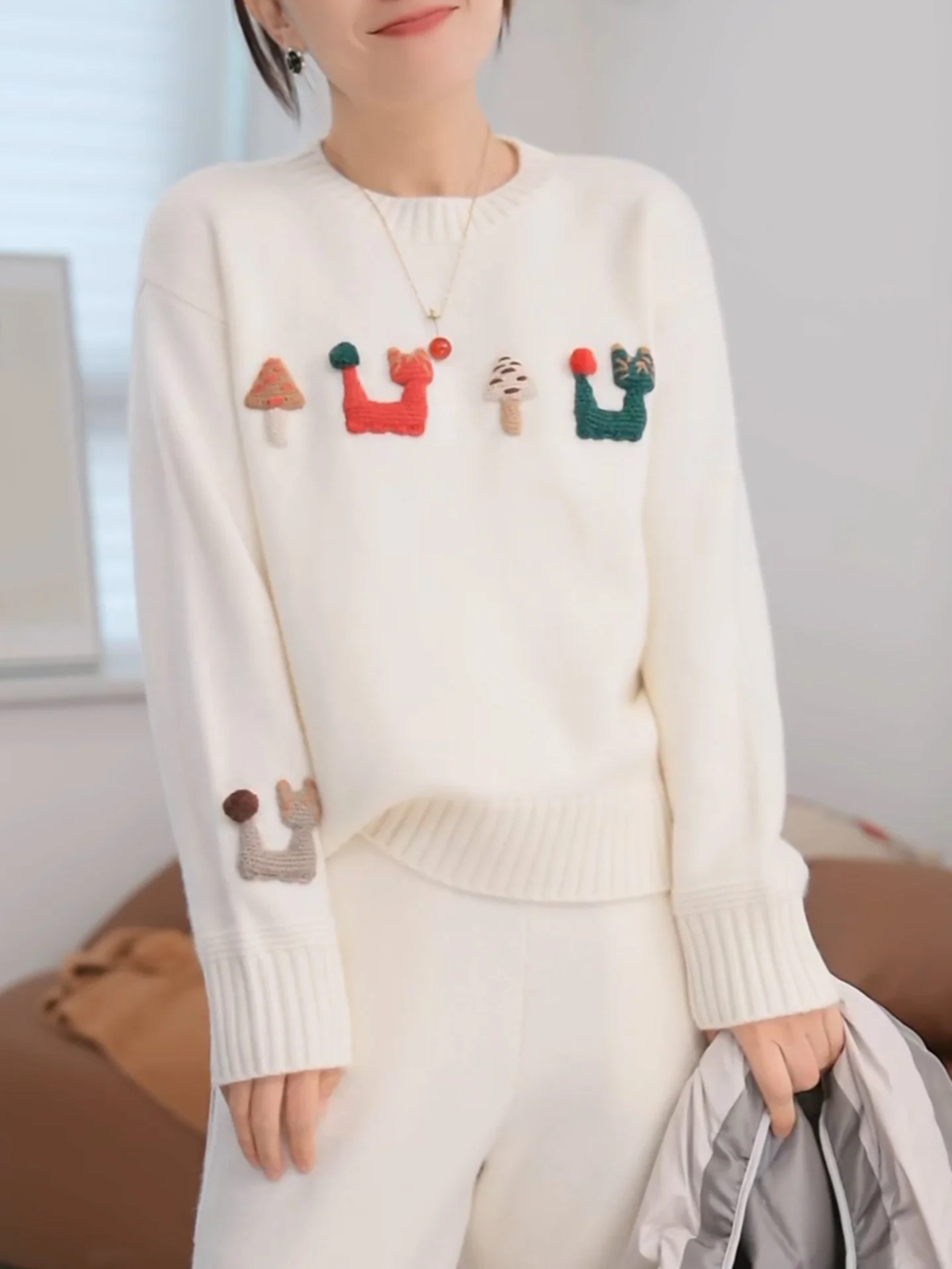 

Модный женский сладкий вязаный топ большого размера, белый топ с верхом, корейский свободный крой, длинный свек, круглый, теплый, он...