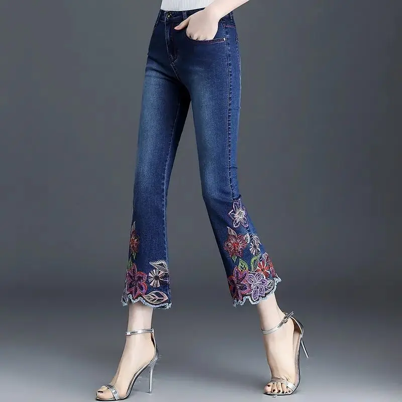 

High Waist Stretchy Slim Fit Embroidered Flower Nine-Tenths Micro Flare Jeans Women's Beautiful Spring Summer New Arrival