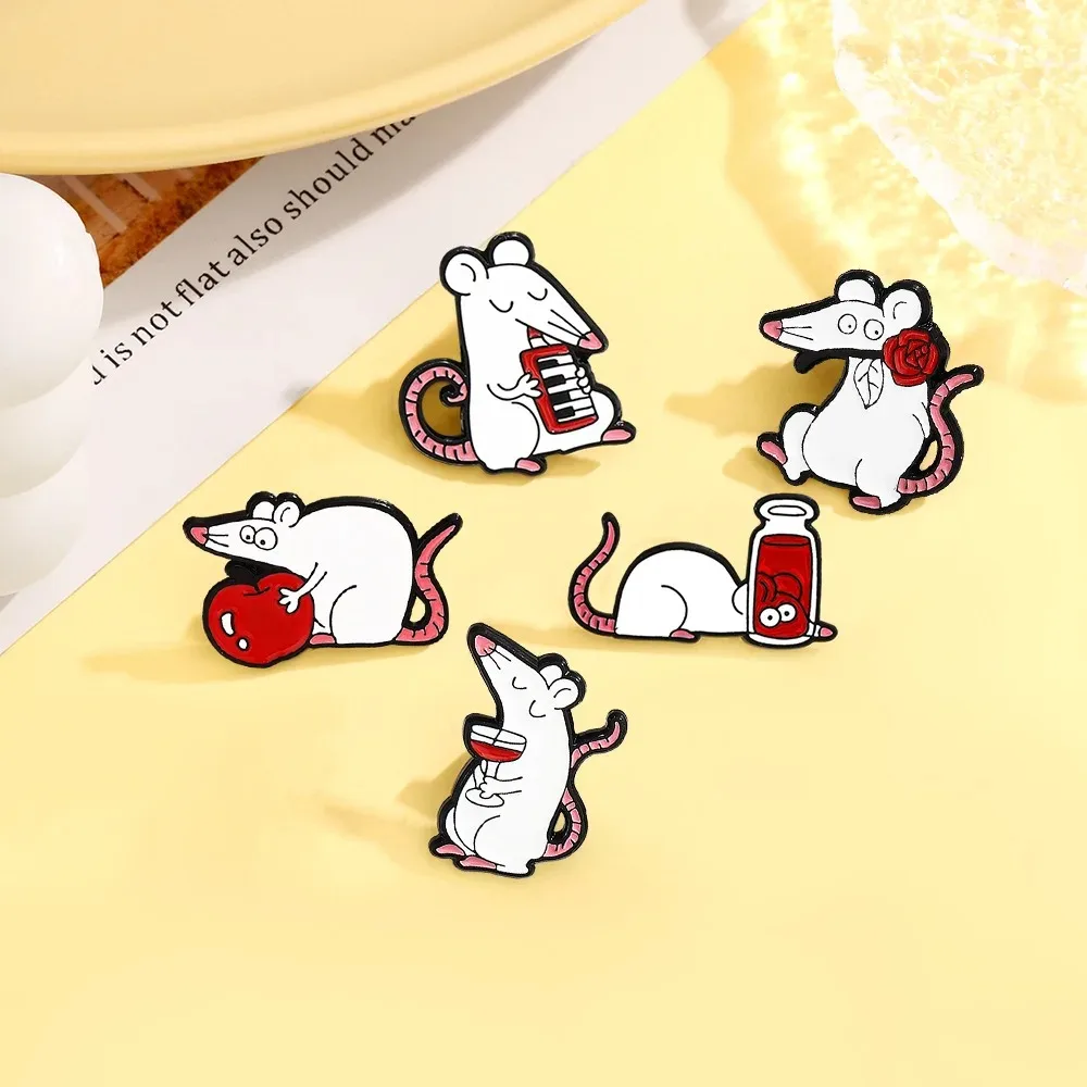 Cute Cartoon White Mouse Enamel Brooch Creative Naughty Animal Funny Gift Lapel Pin Badge Backpack Clothing Hat Accessories