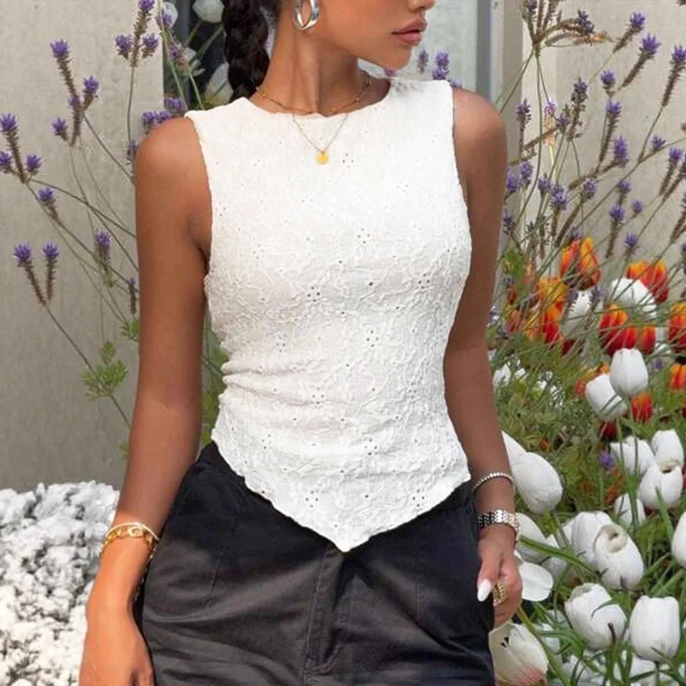 Women Summer White Lace Sleeveless Tank Top French Vintage Irregular Hem Slim Cropped Top Casual Daily Office Work Relaxed Fit