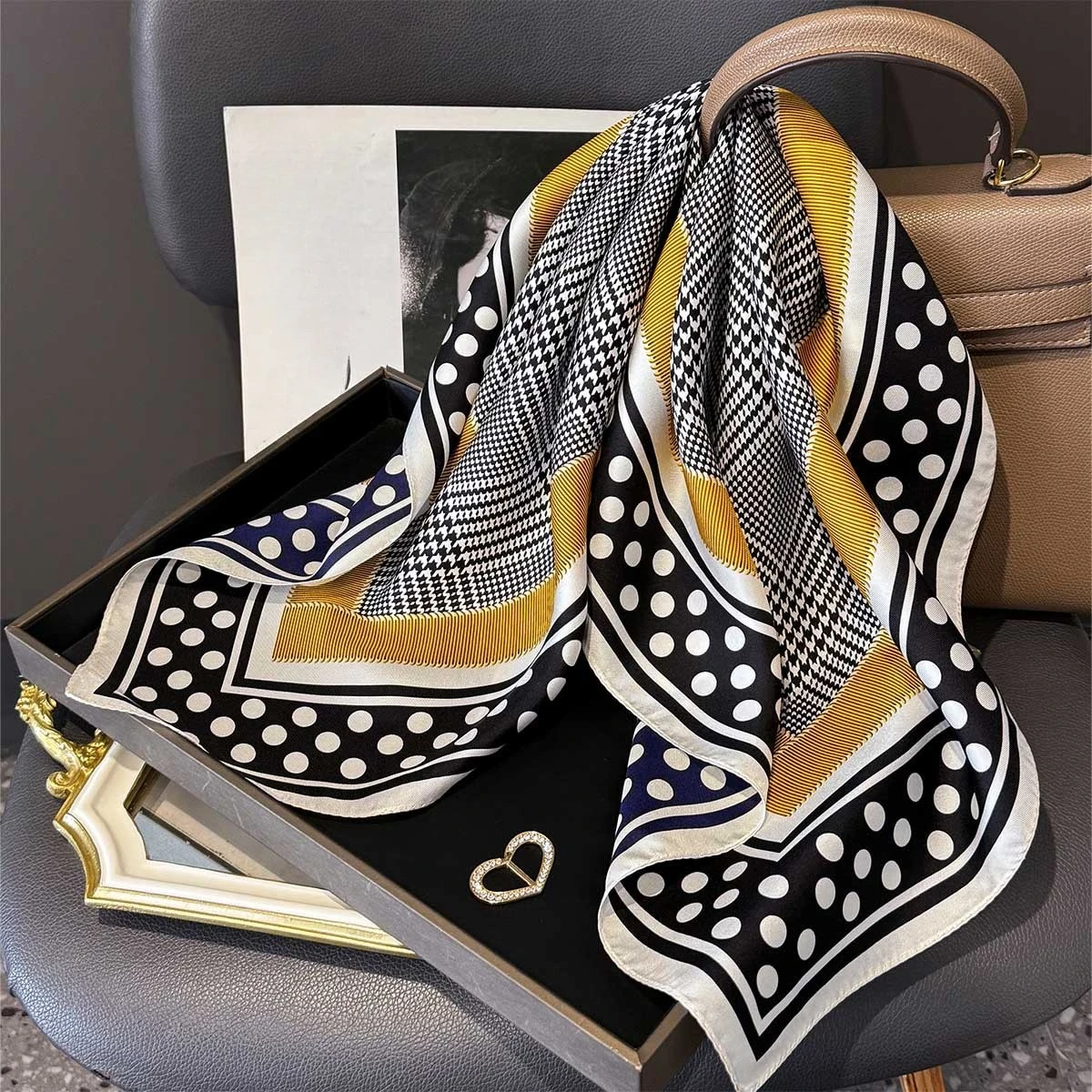 100% Pure Silk Hijab Square Scarf Women Luxury Houndstooth Shawl Wrap Summer Sun Protection Scarves Hairband Bandana Pashmina