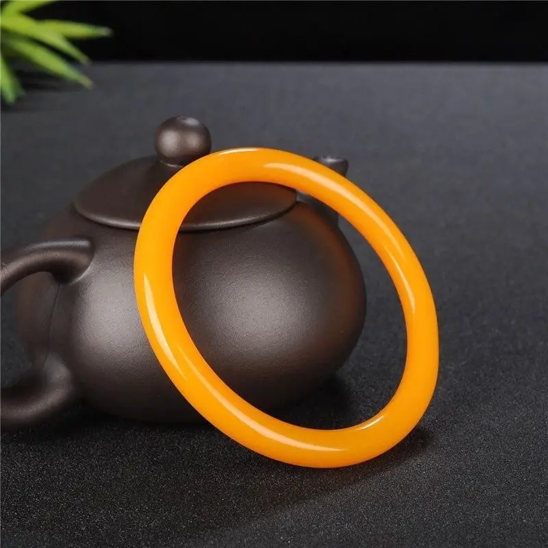 

Ice chalcedony bracelet women's jade bracelet natural yellow agate jade chicken oil yellow jade bracelet