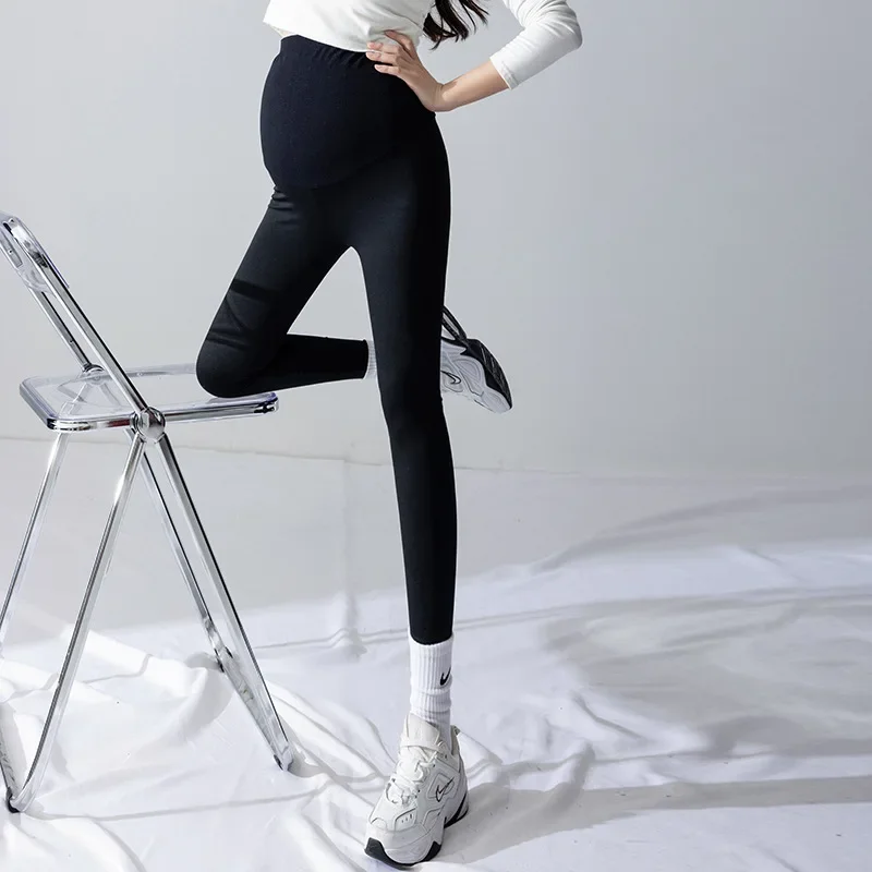 2024 Winter Belly Outer Wear Plus Velvet Legging Clothes for Pregnant Women Slim Pregnancy Wear Maternity Shark Pants