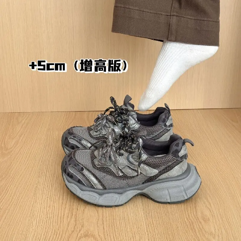 2026new comfortable and fashionable hot selling item, leopard print Paris thick soled shoes,mesh sponge cake shoes, sports shoes