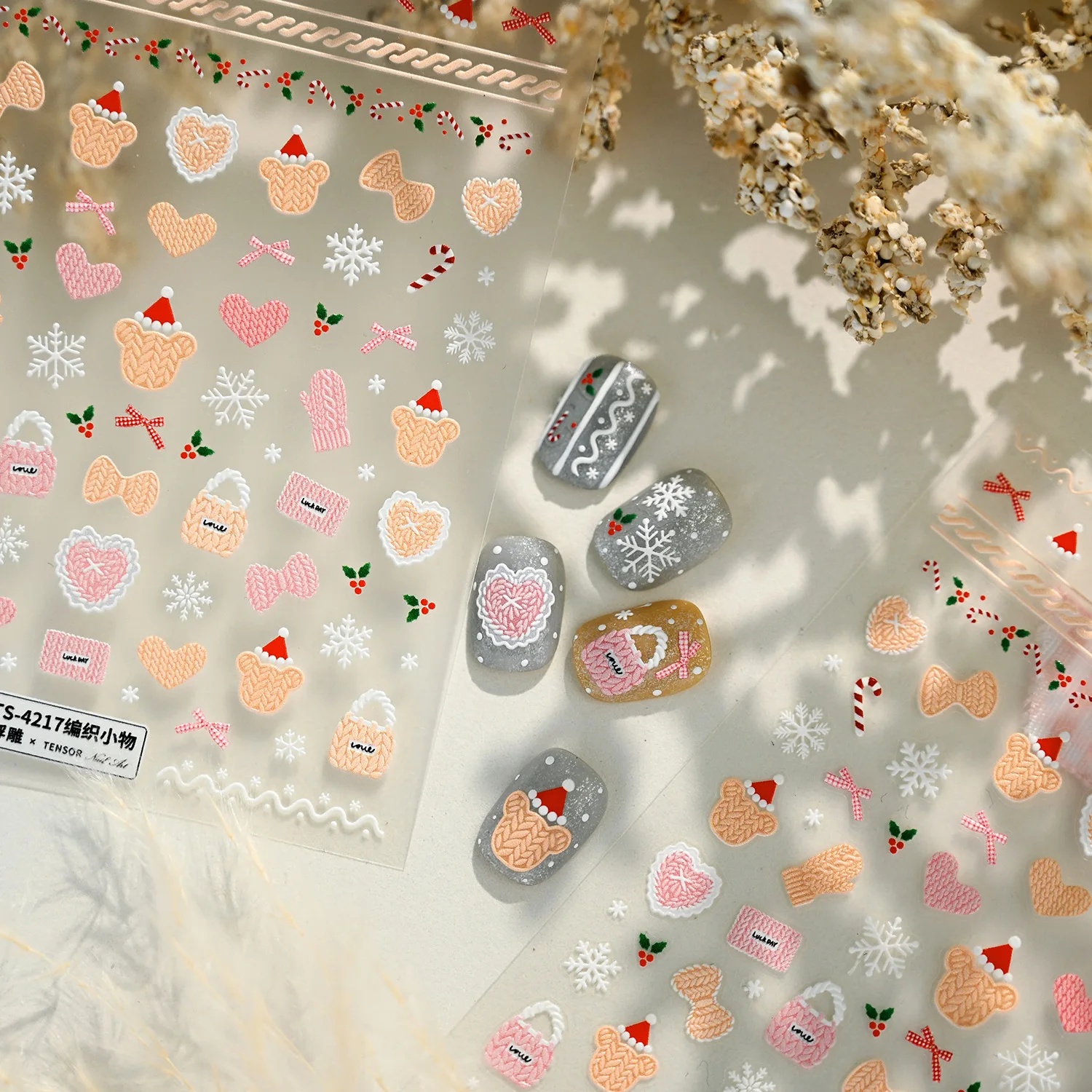 Guantes de oso pequeño con elemento de punto navideño, bolsa de corazón de amor, lazo, copo de nieve, pegatinas bonitas para decoración de uñas, calcomanías de manicura encantadoras de Navidad