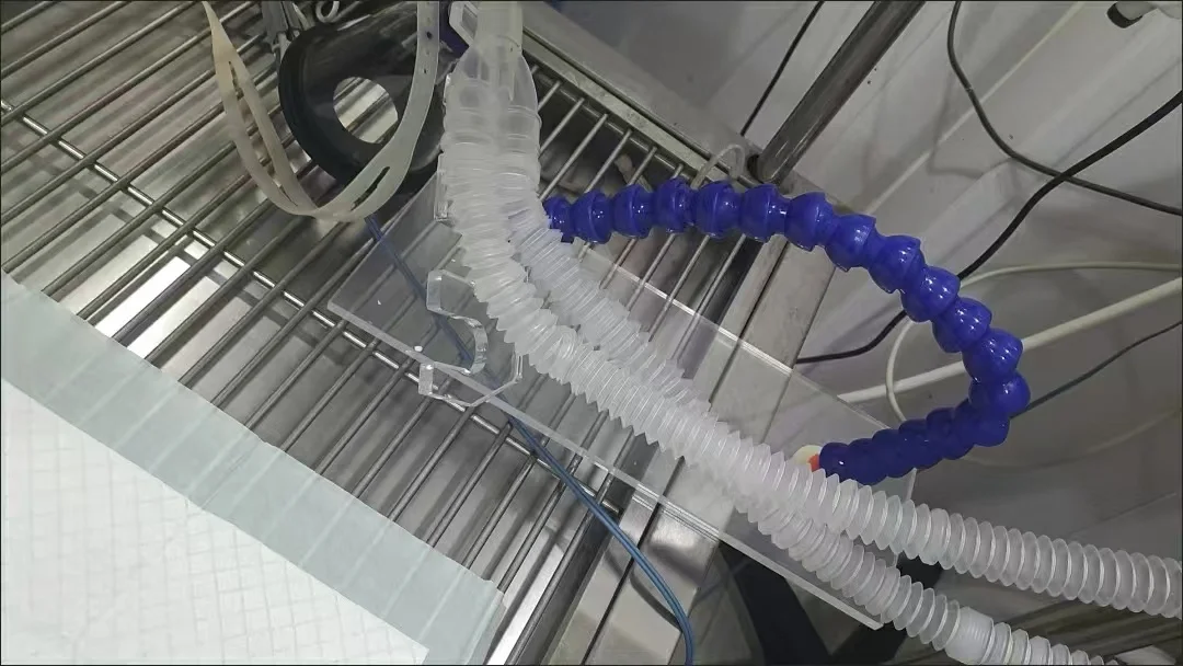 Universeller beweglicher Beatmungsventilator, verstellbarer Anästhesie-Atemschaltungshalter mit drehbarer Drehgelenk- und Gewinderohrunterstützung – Detail 4