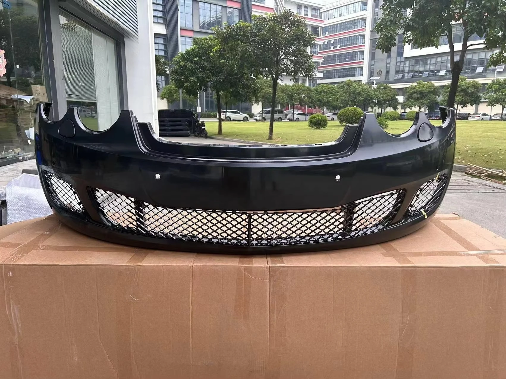 Hot selling：Front and Rear Bumper Kits  for Flying Spur 2005-2013 OEM 3W5807217 3W5807417