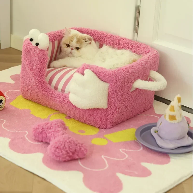 

4 Seasons Universal Bed For Pets Antibacterial Deodorizing Cat House U-shaped Opening Cat Condo Comfortable Lamb Lounger For Cat