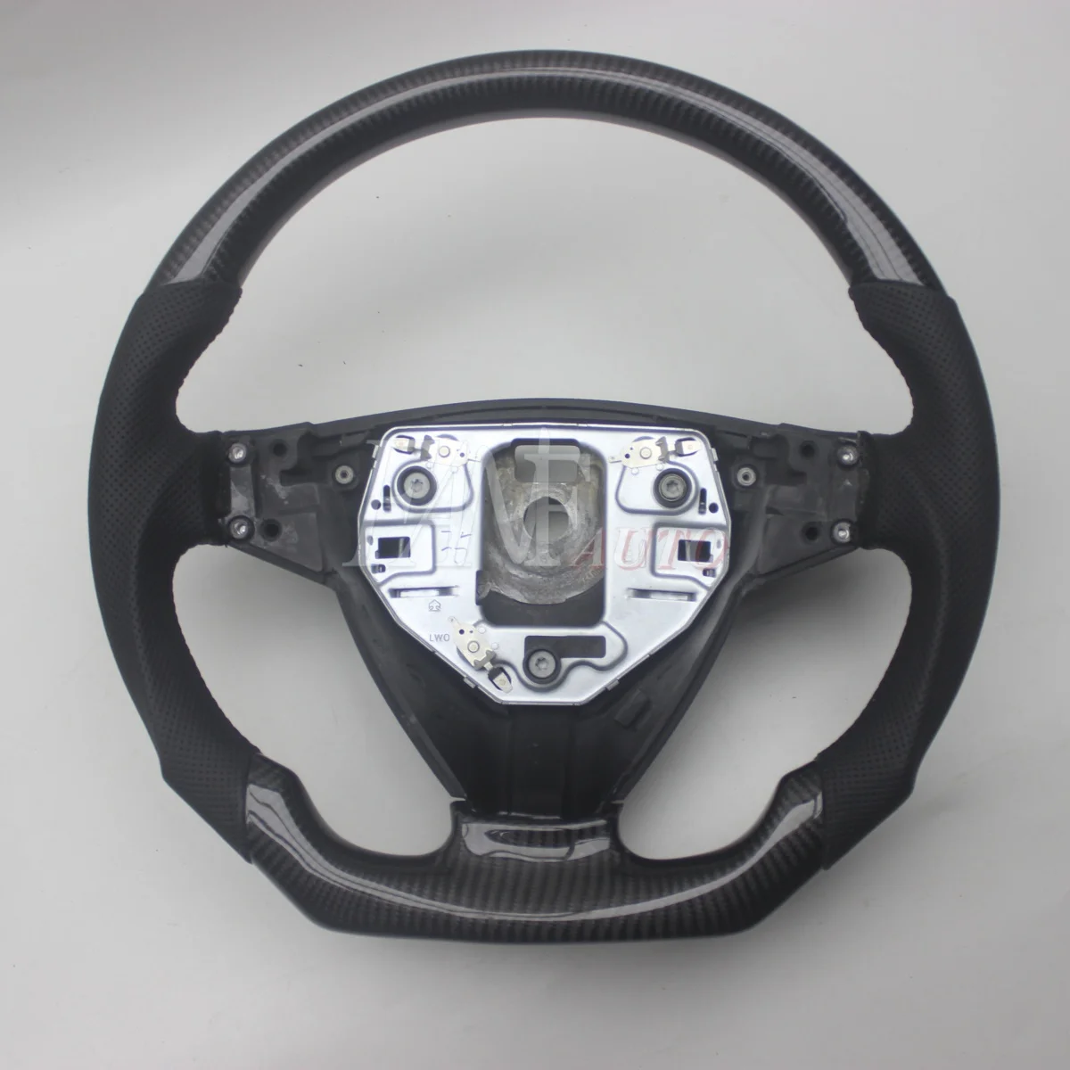 

Replacement Real Carbon Fiber Steering Wheel with Leather for SAAB 93 9-3
