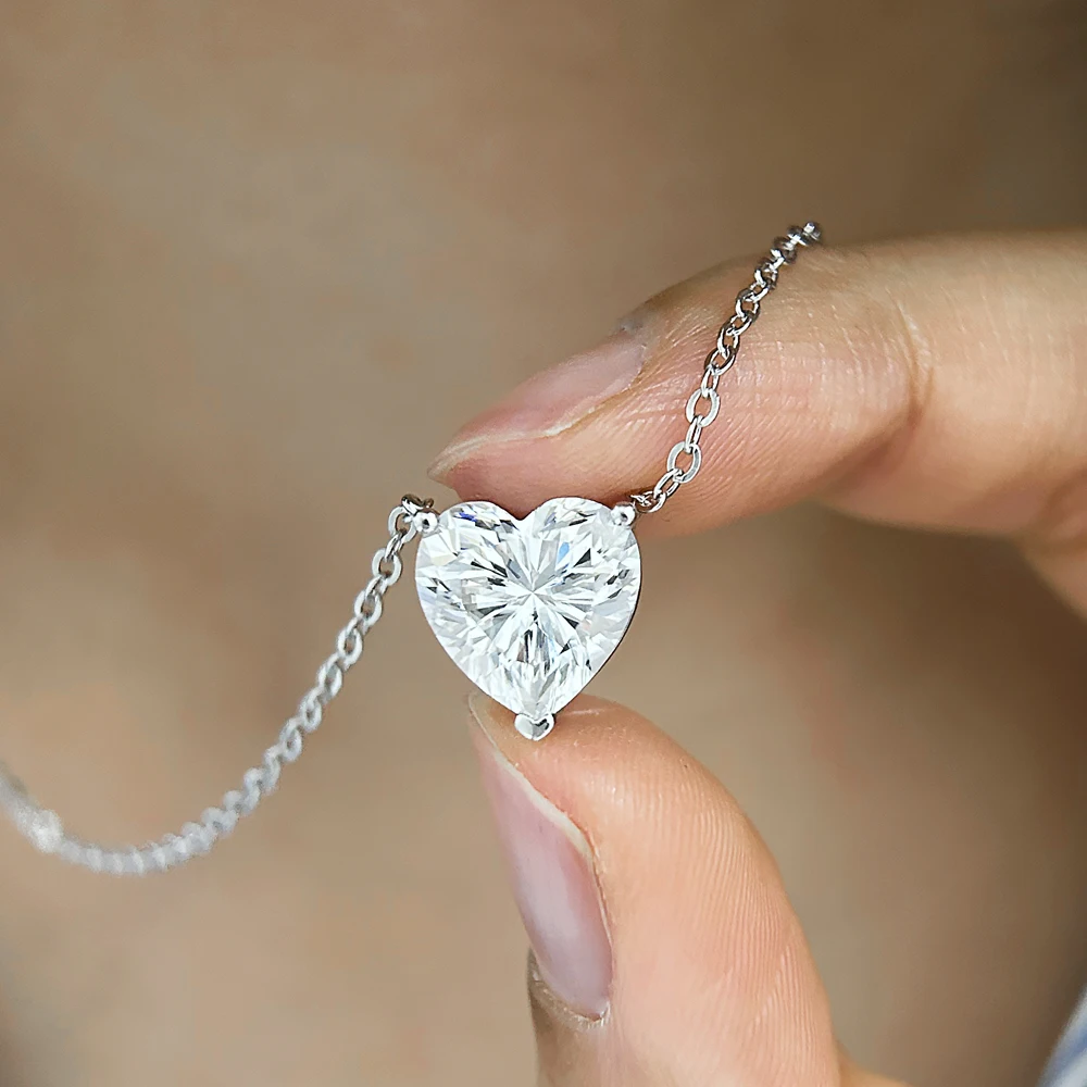 4 Carat Heart Shape Moissanite Pendent Necklace for Women D Color VVS Diamond with Certificate S925 Silver Plated 18K Neck Chain