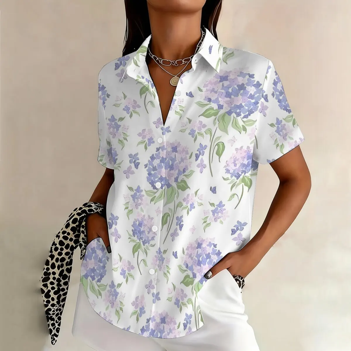 

Plus-size printed short-sleeved shirt for women; can be worn alone or layered; loose and comfortable for summer