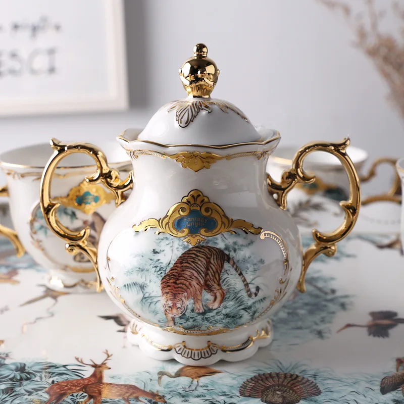 Легкий роскошный придворный сервиз для послеобеденного чая, керамическая кофейная чашка, европейский кофейный сервиз, набор с ложкой для чайного подноса