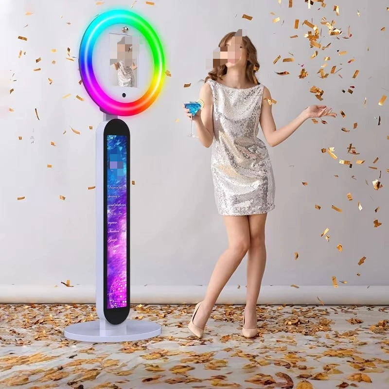 

Bar mitzvah photography booth celebrates traditional festivals