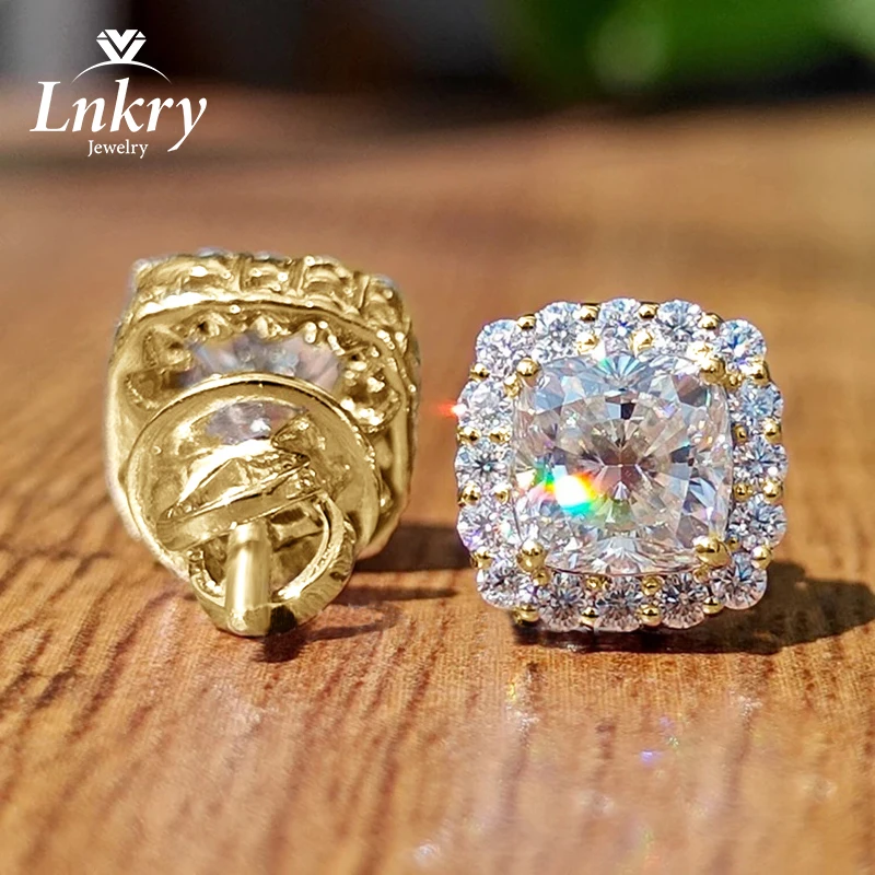 lnkry-14kゴールドフィルド製、6x6mmのクッションカット・キュービックジルコニアを使用したスタッドピアス。女性や女の子向けの、輝きを放つイヤリングで、ギフトにも最適です。
