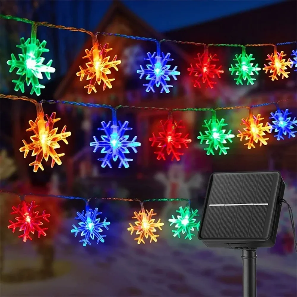 Fiocco di neve solare Lucine a LED Lampada natalizia Giardino esterno Decorazioni per albero di Natale Ghirlanda Decorazione per la casa della festa nuziale