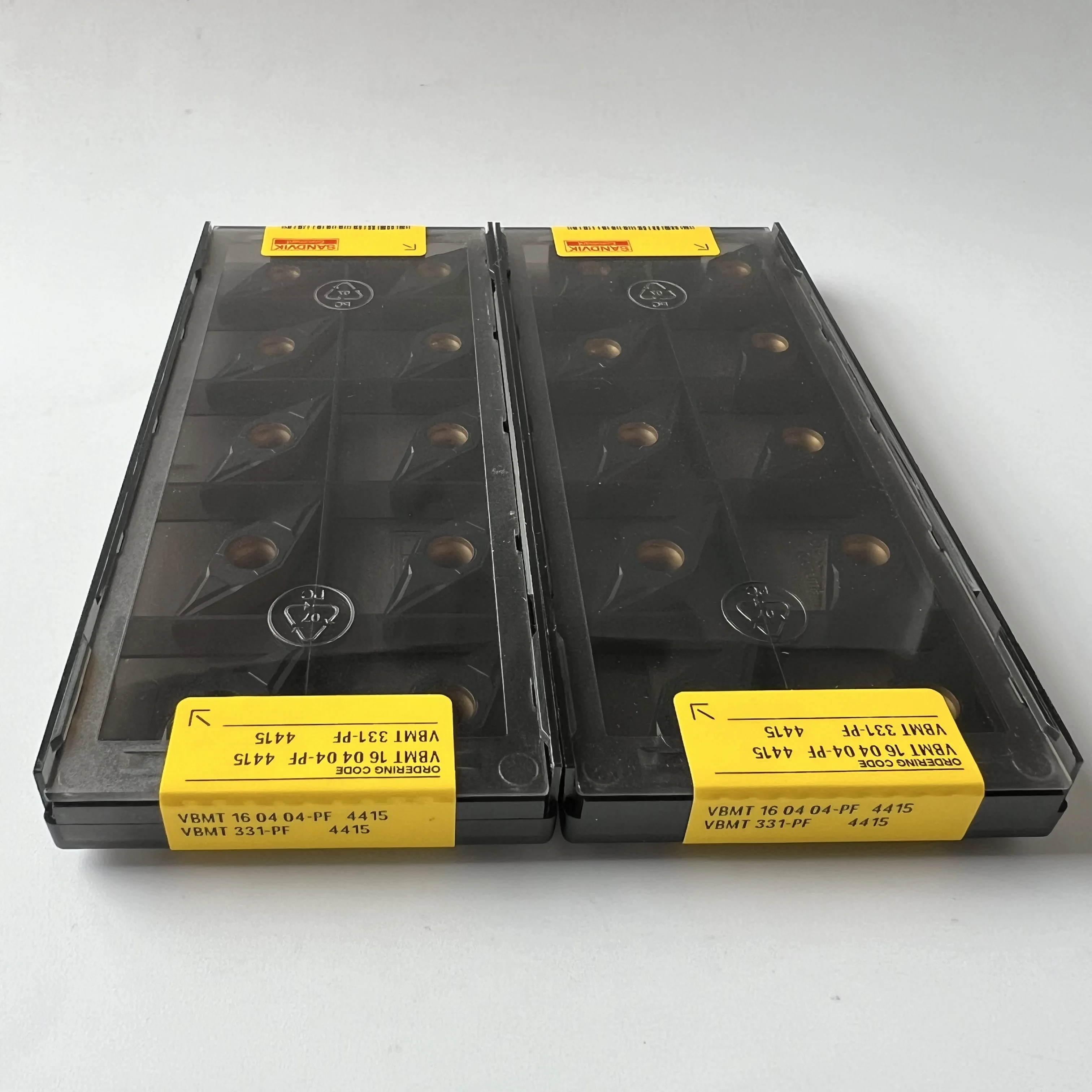 

VBMT160404-PF 4415 CNC TOOL