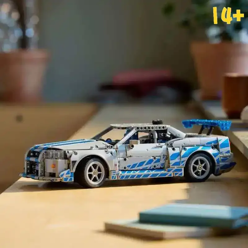 

Новейший конструктор MOC из 1410 деталей: высокотехнологичный гоночный автомобиль с функцией дрифта и движущимся 6-цилиндровым двигателем, премиальный подарок для взрослых 18+