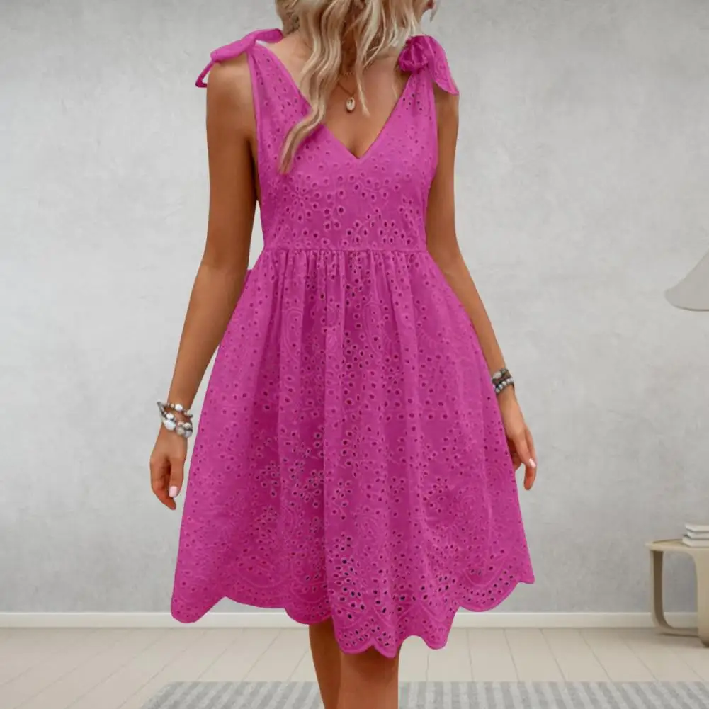 

Long Dress Elegant Lace-up Shoulder Midi Dress with Pleated A-line Design V Neckline for Summer Parties Dating Events Party