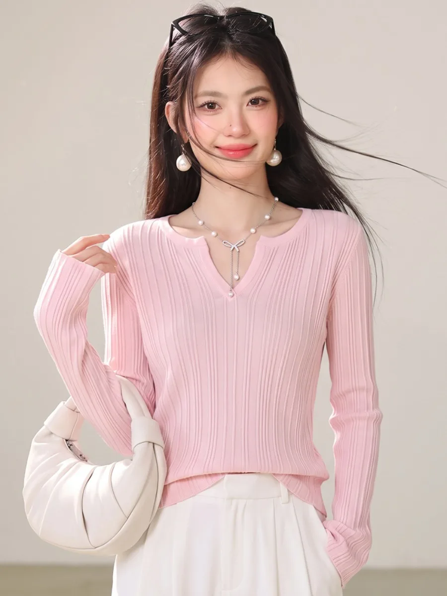 Soft Gentle Wind Small Slit V-neck Knitted Sweater Women's Slim Fit Bell Sleeve Long Sleeve Base Layer Shirt Pink Color