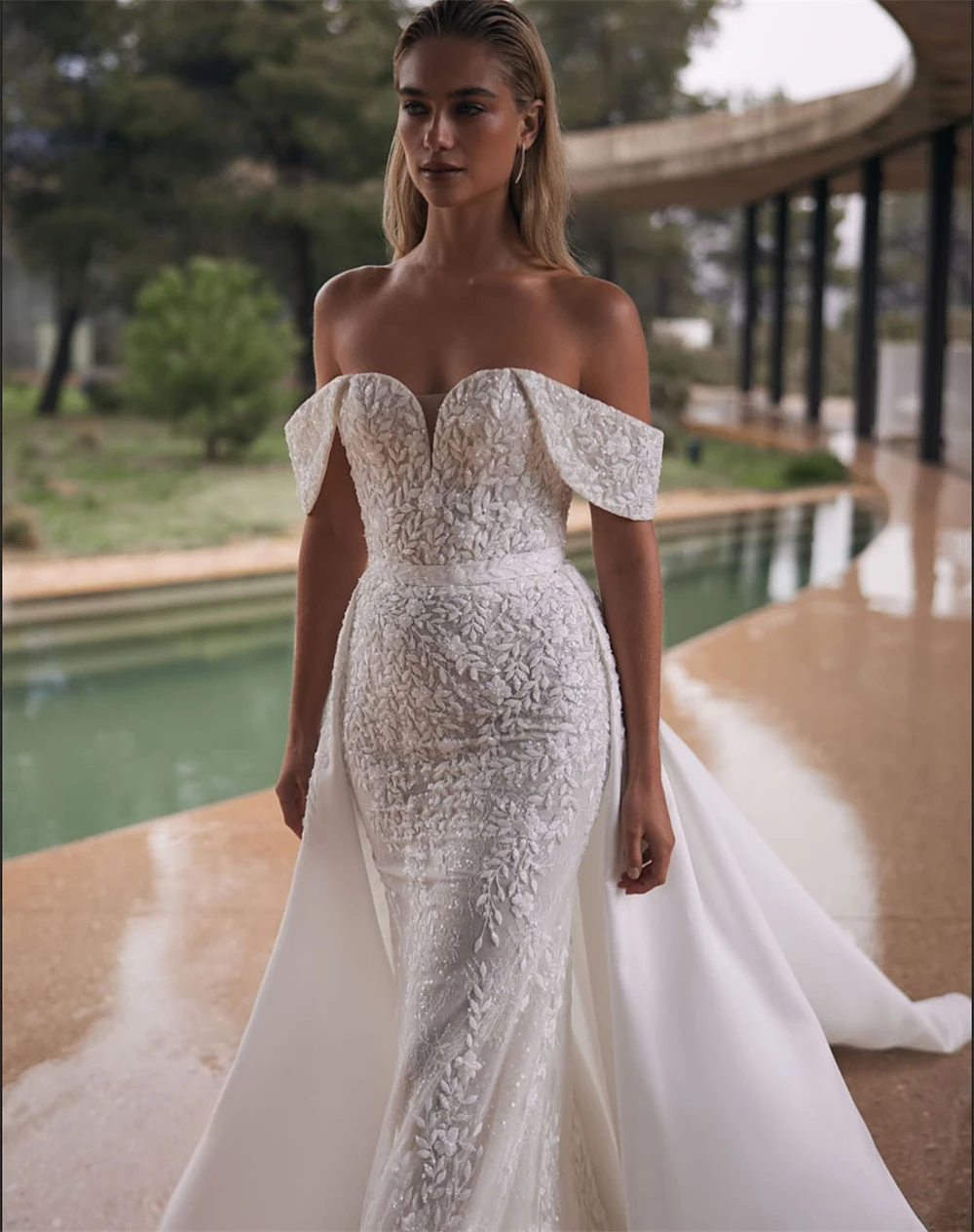 

Customized Sexy White Organza Wedding Dress Soft Sweetheart Off the Shoulder Bridal Gown Boho Mermaid Court Train Robe de mariée