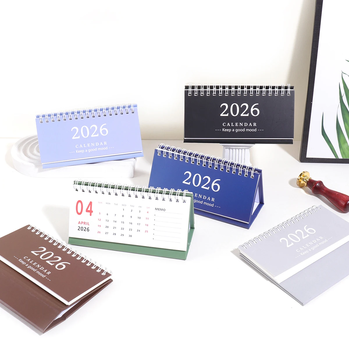 1 pc New 2026 Style Desk Calendar, Portable and Foldable, Write Memos, School and Office Desktop Decoration, Home Essentials
