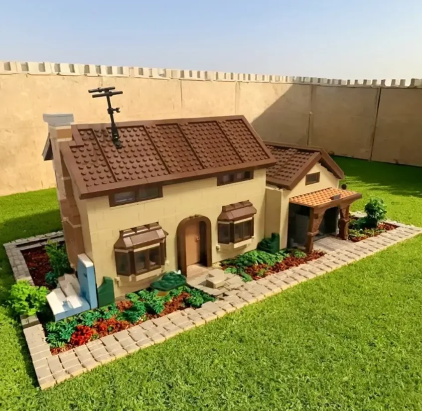 With Light 2523PCS House Desktop ornament Model Compatible 71006 71016 Birthday Christmas Gifts