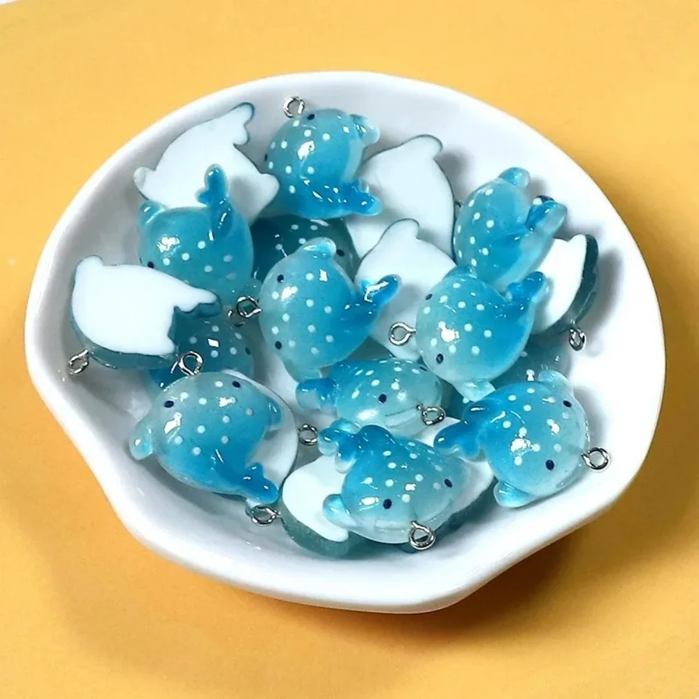 10/20pcs Blue Manta Rays Fish Resin Charms