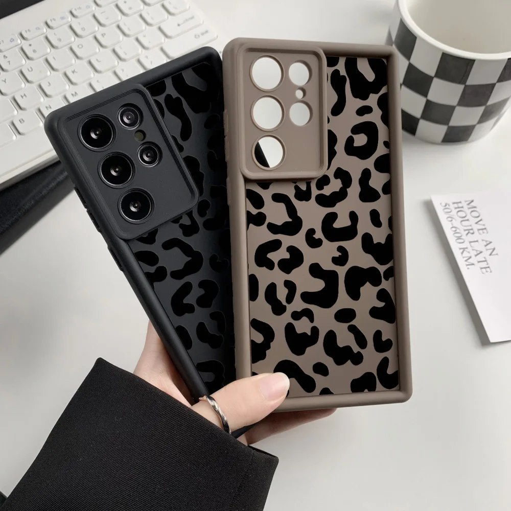 Flüssigkeit Silikon Telefon Fall Für Samsung S25 Ultra Funda Galaxy S24 Plus S23 FE S22 S21 S20 FE Stoßfest Leopard Abdeckung coque