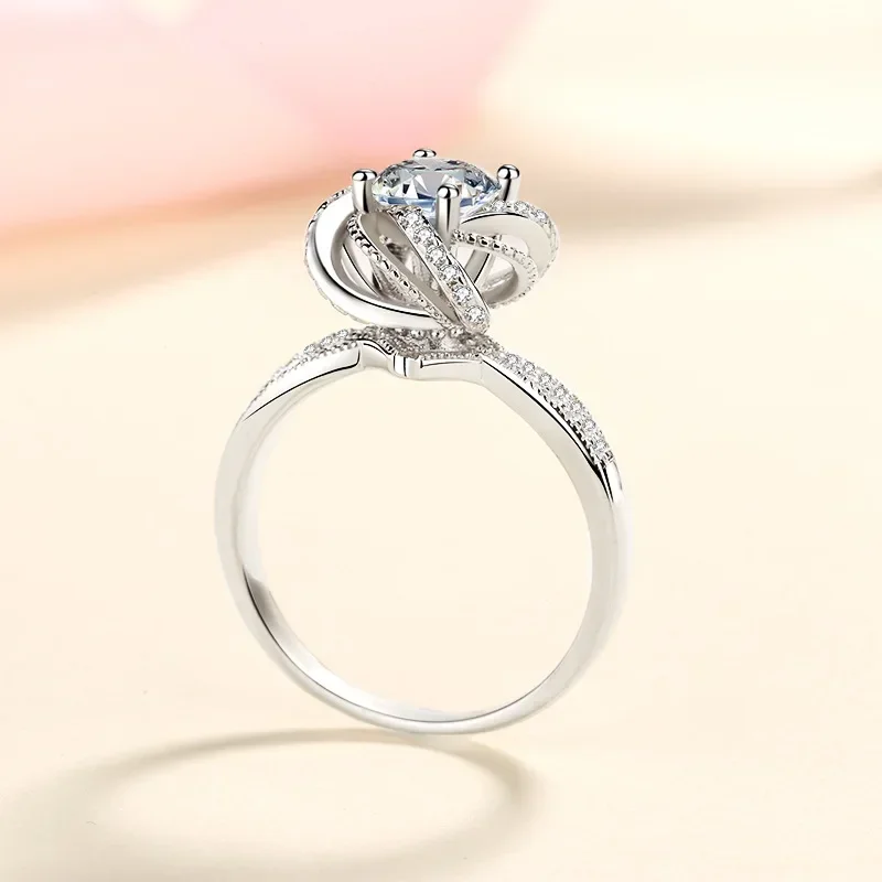 

Pt950 Romantic Platinum Rings for Women, 1/2 Carat Moissanite Spinning Rose Ring Luxury Wedding Bands Fine Jewelry for Lover