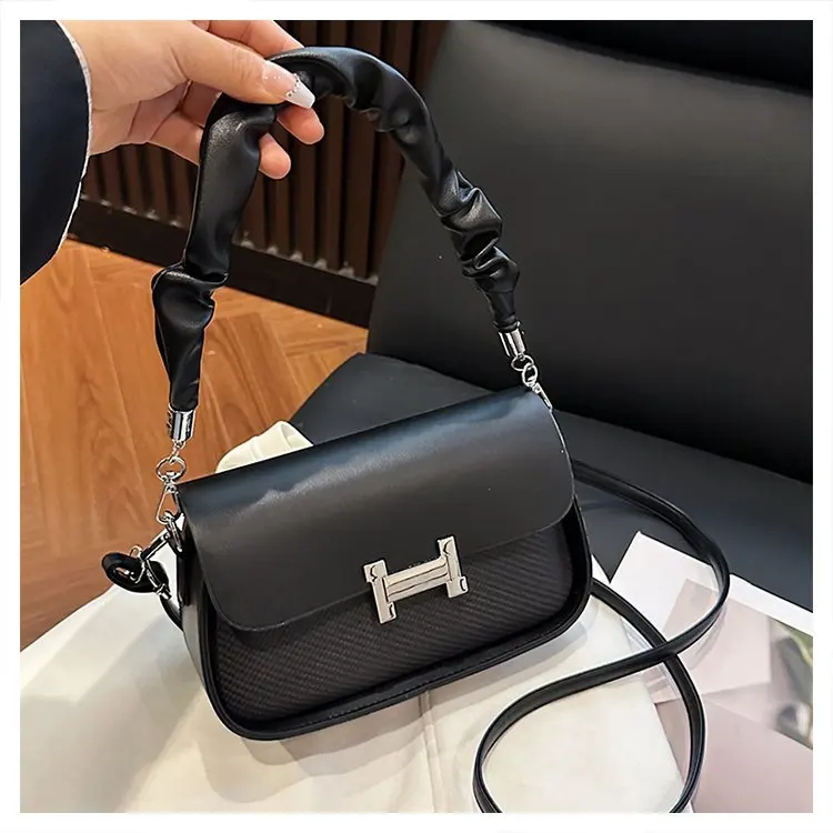 

Bag Women's 2025 New Fashion Versatile Casual Trend Small Square Bag Premium Sense Shoulder Crossbody Bag