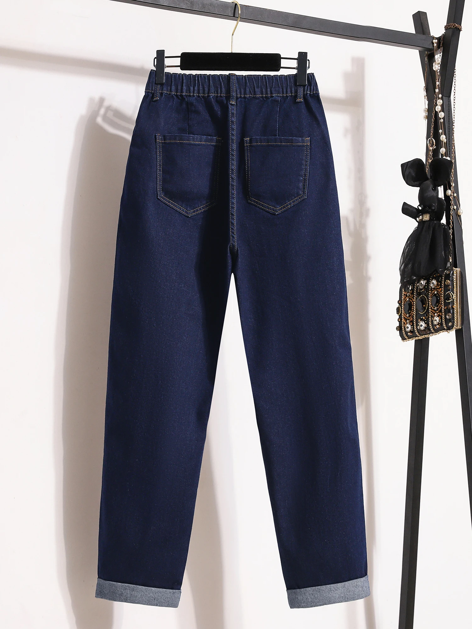 Printemps 2026 grande taille femmes jean taille élastique coupe ample hanche et cuisses Thi neuf Points décontracté jambe droite coton Denim