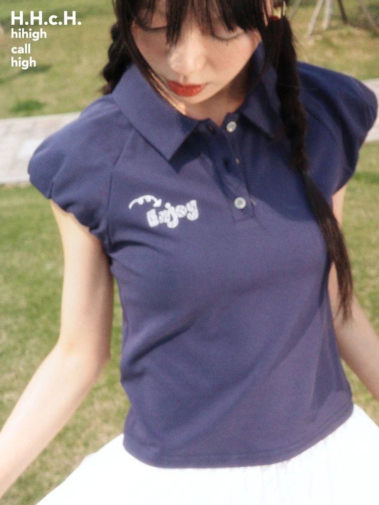 

Женский летний топ с коротким рукавом из смесового хлопка цвета индиго, с ручной росписью в горошек, воротником и цветочными вставками на плечах