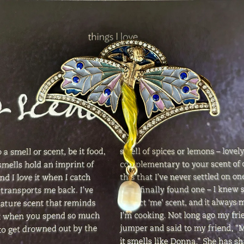 

Baroque Luxury Vintage Butterfly Genie Tassel Design Men's Women's Brooch Pin，Jewelry Accessories, Wedding Holiday Party Favors